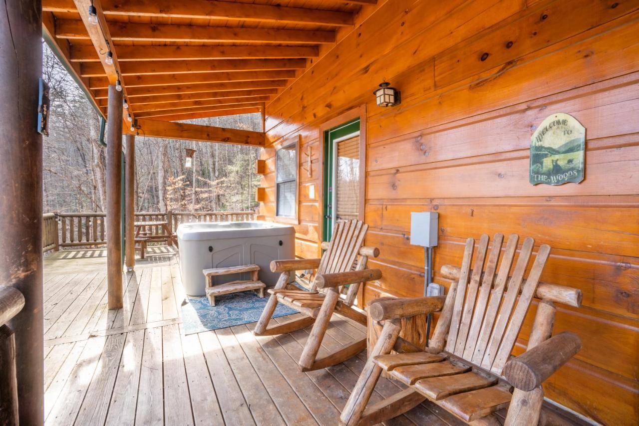 Moonshine Ridge Cabin With Hot Tub And Fire Pit Pigeon Forge Ngoại thất bức ảnh
